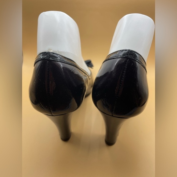 Sofft Women's Sz 9.5M Purple Patent Leather Peep Toe Heels Black Bows, Preowned - Picture 4 of 14